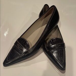 Elegant Brown Croc-Embossed Heels
